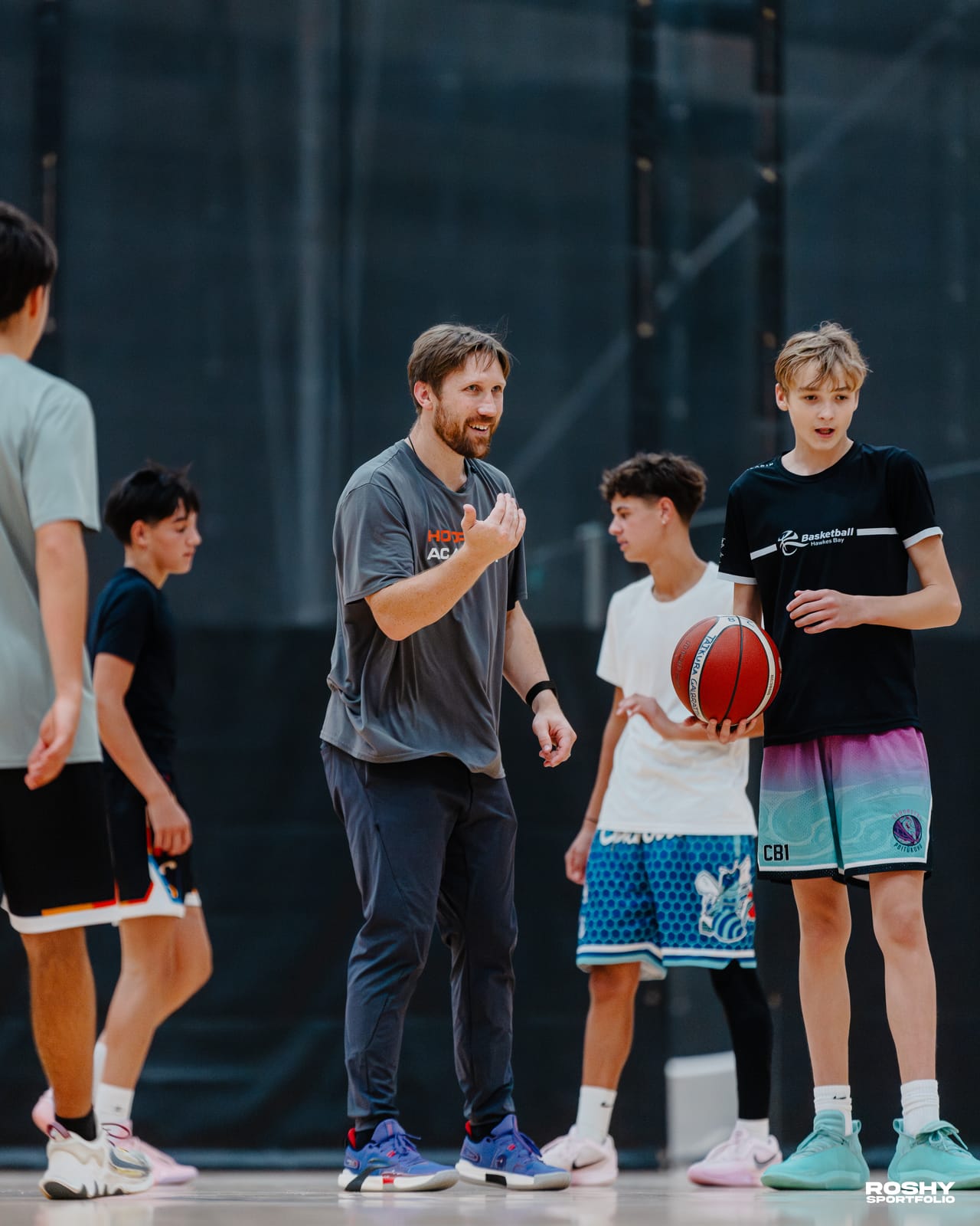 Hoop33 Founder Zac Fitzgerald coaching a training session